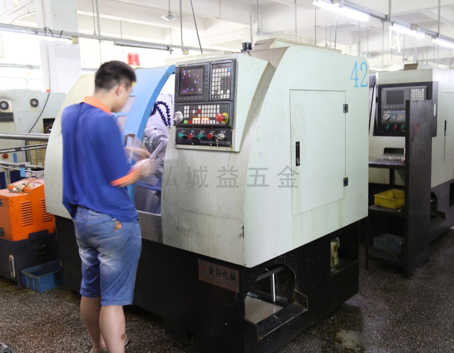 雕銑機(jī)與加工中心有什么區(qū)別？